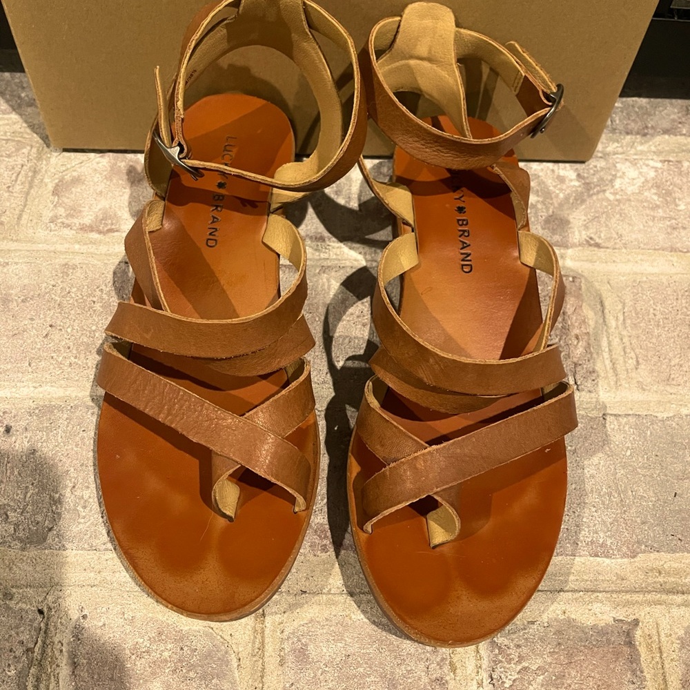 Sandals - Picture 5 of 8
